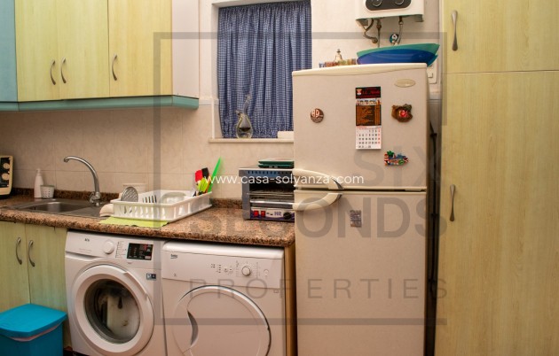 Herverkoop - Villa / Semi detached - Guardamar del Segura