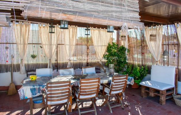 Herverkoop - Villa / Semi detached - Guardamar del Segura