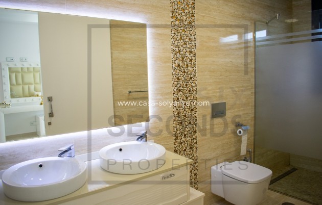 Revente - Independent villa - San Miguel de Salinas - Urbanizaciones