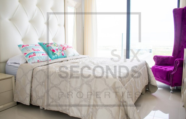 Revente - Independent villa - San Miguel de Salinas - Urbanizaciones