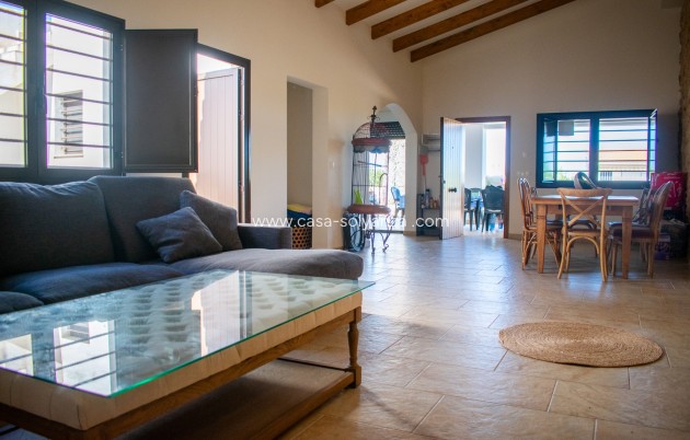 Revente - Independent villa - Guardamar del Segura - El Raso