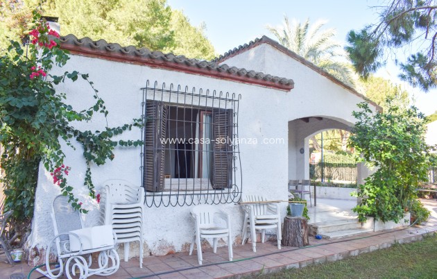 Revente - Independent villa - Orihuela Costa - Punta Prima