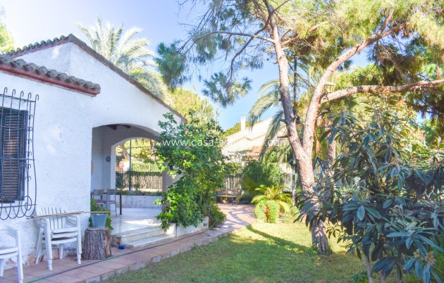 Revente - Independent villa - Orihuela Costa - Punta Prima