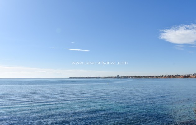 Revente - Independent villa - Orihuela Costa - Punta Prima