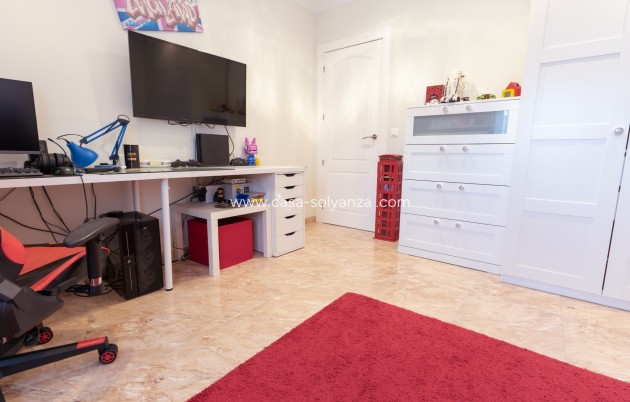 Revente - Villa / Semi detached - Torrevieja - Los Balcones