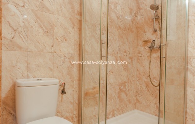 Revente - Villa / Semi detached - Torrevieja - Los Balcones