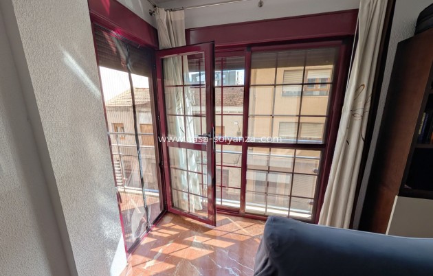 Herverkoop - Appartement / flat - Orihuela