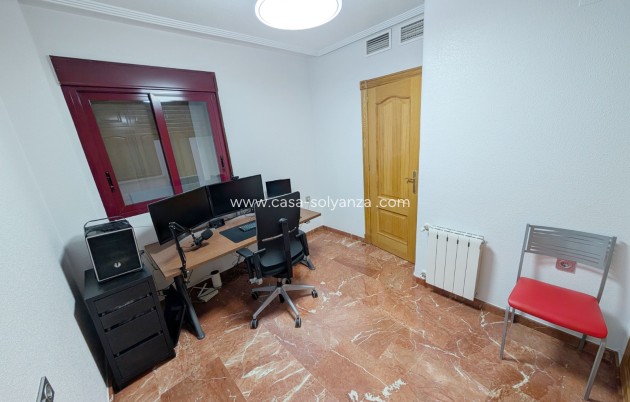 Herverkoop - Appartement / flat - Orihuela
