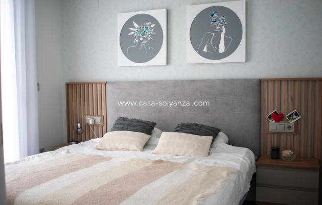 Revente - Villa / Semi detached - Torrevieja - Los Altos