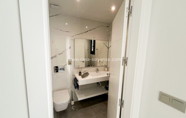 Revente - Villa / Semi detached - Torrevieja - Los Altos