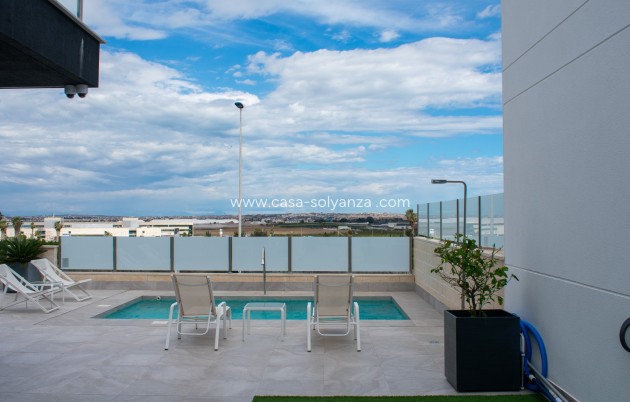 Revente - Villa / Semi detached - Torrevieja - Los Altos