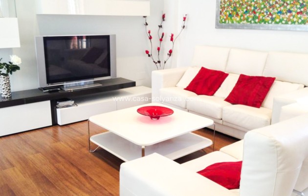 Revente - Villa / Semi detached - Orihuela Costa - Mil Palmeras