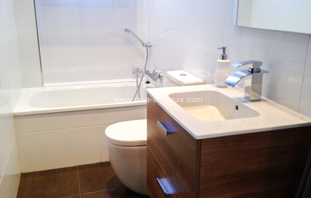 Revente - Villa / Semi detached - Orihuela Costa - Mil Palmeras