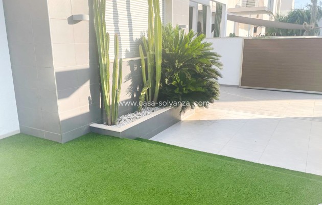 Revente - Villa / Semi detached - Orihuela Costa - Mil Palmeras