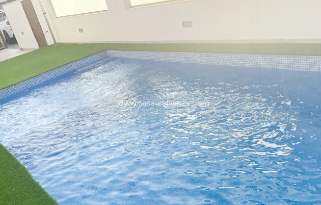 Revente - Villa / Semi detached - Orihuela Costa - Mil Palmeras