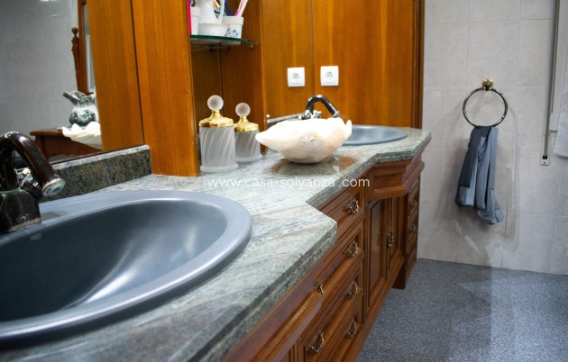 Revente - Independent villa - Orihuela Costa - MUY CERCA DE LA PLAYA