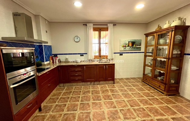 Herverkoop - Country Property/Finca - El Esparragal