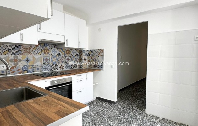 Revente - Appartement - Torrevieja - Torrevieja Centro