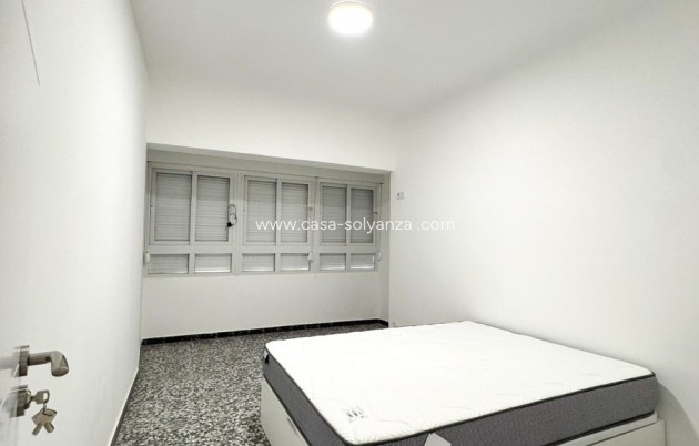 Revente - Appartement - Torrevieja - Torrevieja Centro