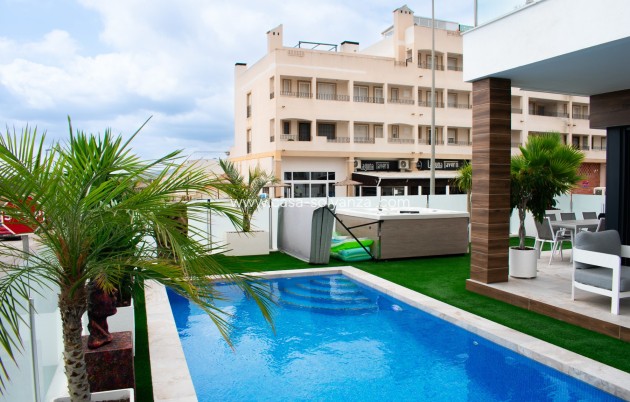 Herverkoop - Independent villa - Vistabella golf - Vistabella Golf