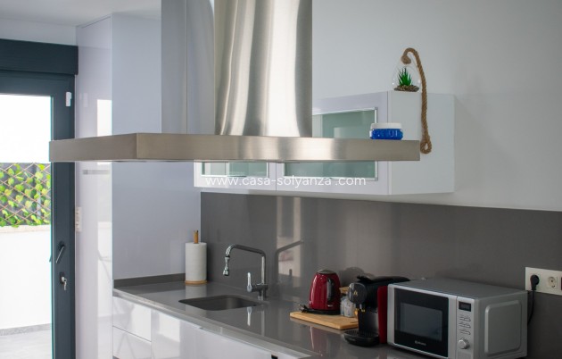 Revente - Independent villa - Torrevieja - La Siesta