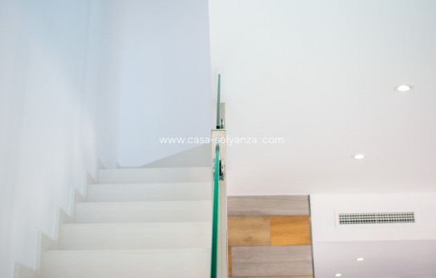 Revente - Independent villa - Torrevieja - La Siesta