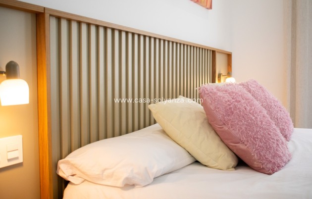 Revente - Independent villa - Torrevieja - La Siesta