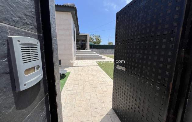 Revente - semi_detached_house - Torrevieja - Costa Blanca Sur