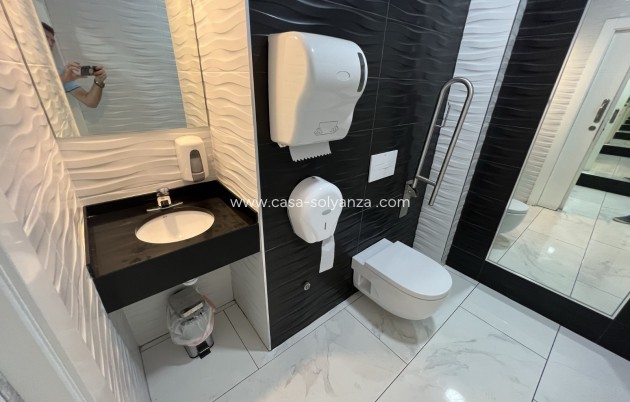 Revente - commercial_building - Torrevieja - Costa Blanca Sur