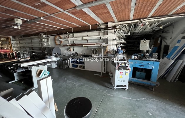 Revente - commercial_building - Torrevieja - Costa Blanca Sur