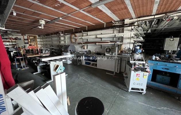 Revente - commercial_building - Torrevieja - Costa Blanca Sur