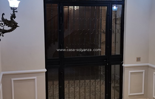 Reventa - Villa - Orihuela