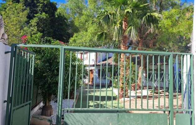 Herverkoop - Country Property/Finca - Orihuela