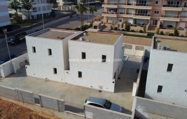 Wiederverkauf - Villa - Orihuela Costa