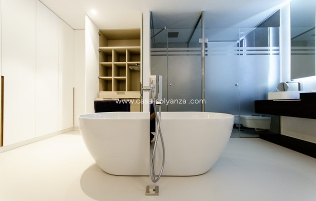 Revente - Villa - Orihuela Costa - 0