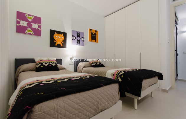 Revente - Villa - Orihuela Costa - 0