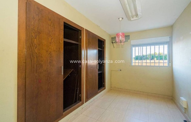 Resale - Villa - Alicante - 0