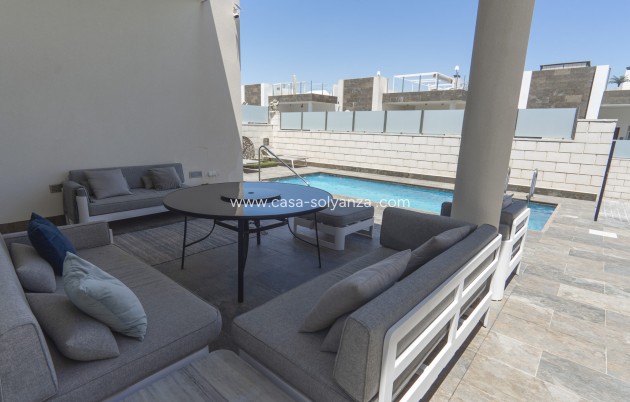 Revente - Villa - Orihuela Costa - 0