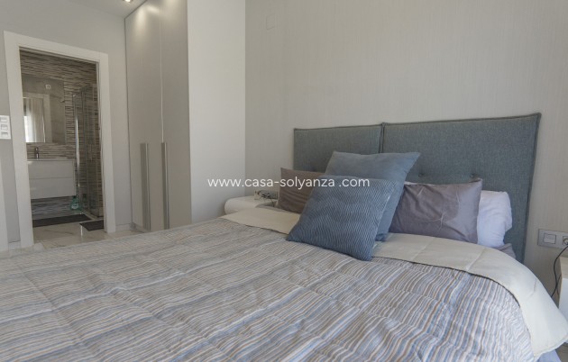 Revente - Villa - Orihuela Costa - 0