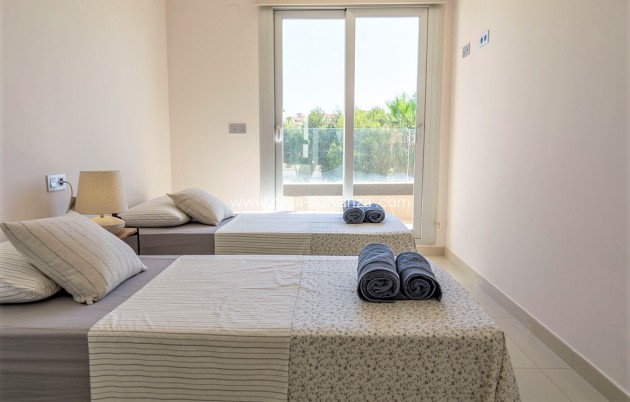 Revente - Villa - Orihuela Costa - 0