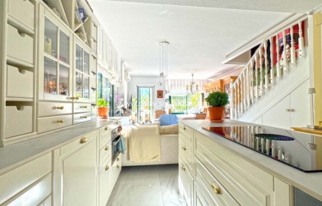 Revente - Villa - Orihuela Costa - 0