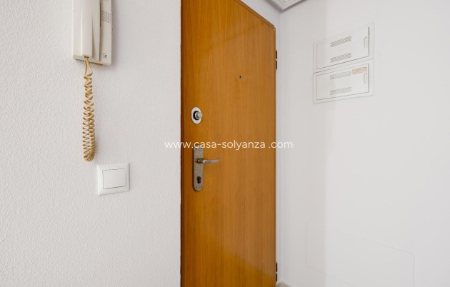 Reventa - Apartamento / piso - Torrevieja - Center