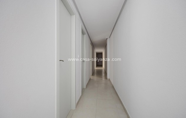 Reventa - Apartamento / piso - Torrevieja - Center