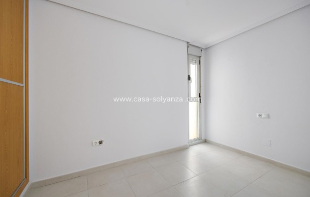 Reventa - Apartamento / piso - Torrevieja - Center