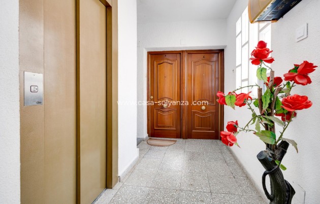 Resale - Apartment / flat - Orihuela-Costa