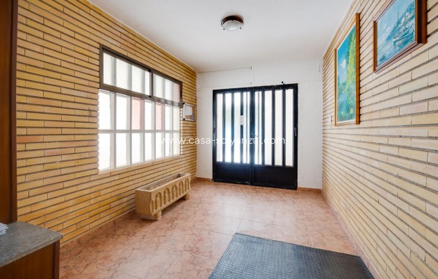 Resale - Apartment / flat - Orihuela-Costa