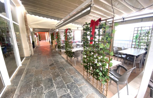 Wiederverkauf - Kommerziell - Algorfa - Inland