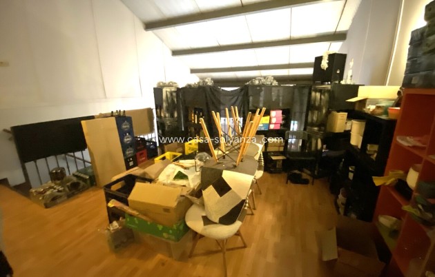 Wiederverkauf - Kommerziell - Algorfa - Inland