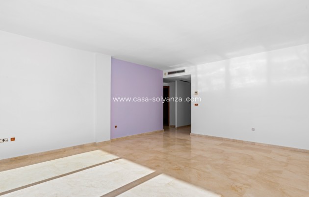 Herverkoop - Appartement / flat - Altea