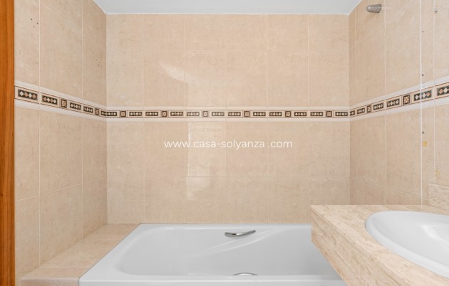 Herverkoop - Appartement / flat - Altea